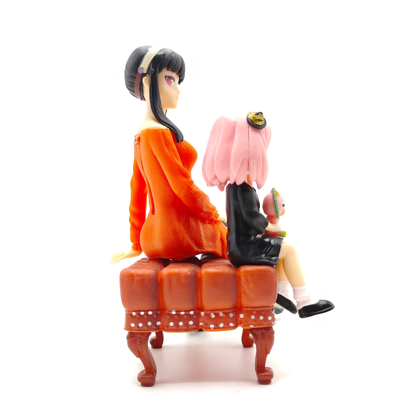Yor Forger & Anya Forger with Sofa Animation Action Figure Colletion PVC Model Doll Toys