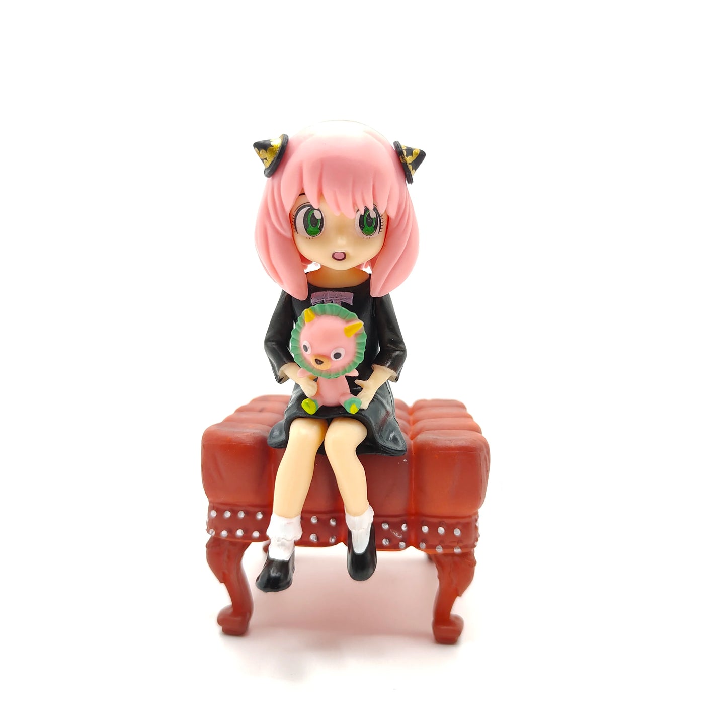 Yor Forger & Anya Forger with Sofa Animation Action Figure Colletion PVC Model Doll Toys